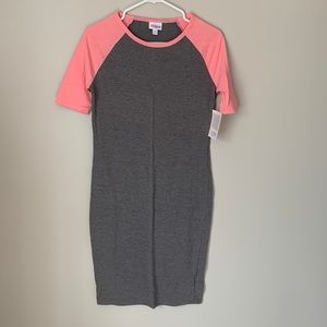 LuLaRoe Julia Baseball Tee Style BNWT